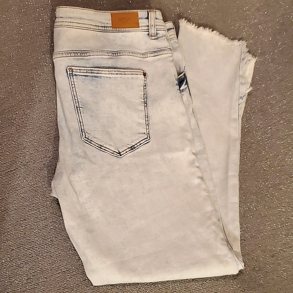 Zara Basic, Z1975 Denim, Mid Rise Skinny, Size 44/US 12, Light Denim Wash